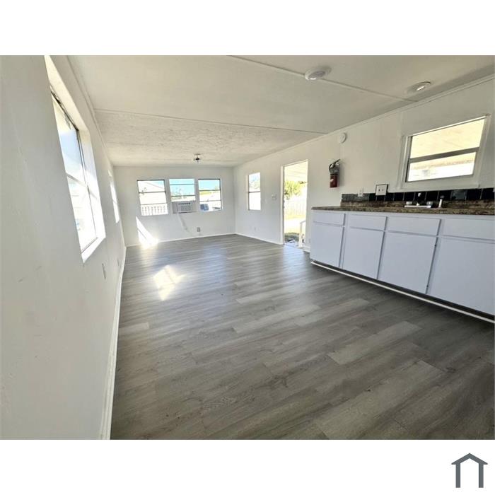 Sterlingwood second listing photo 2